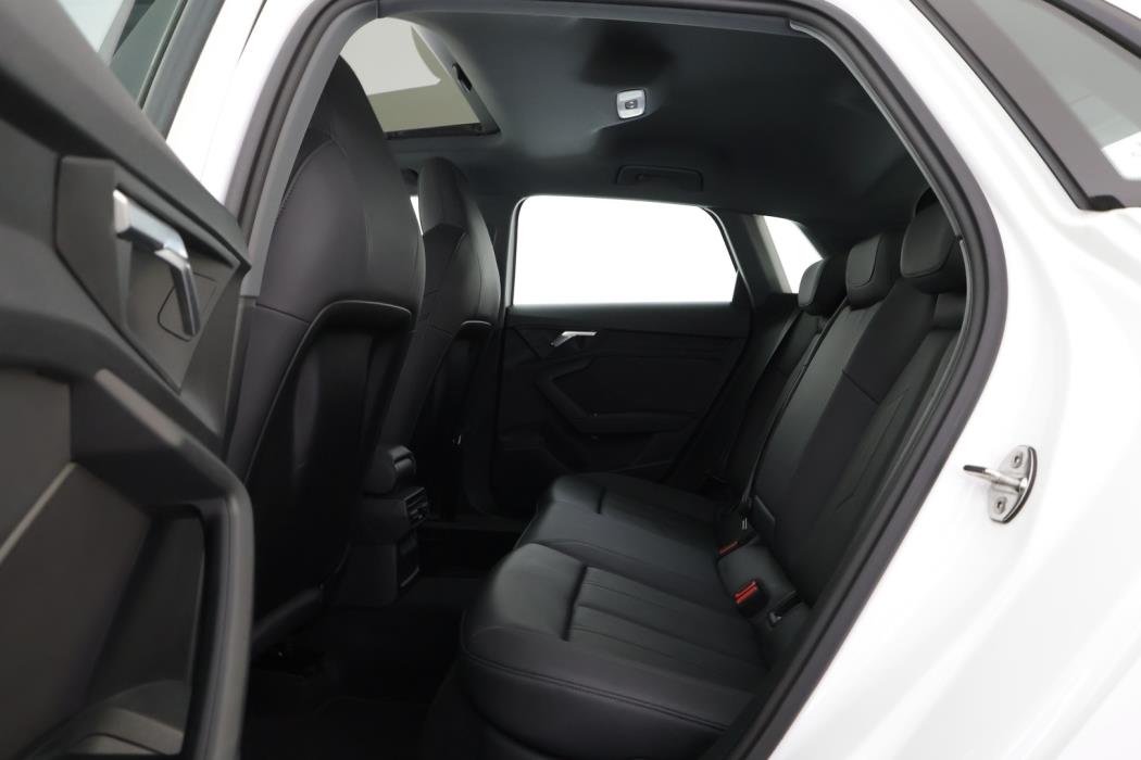 AUDI A3 2024