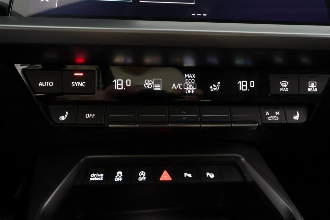 AUDI A3 2024