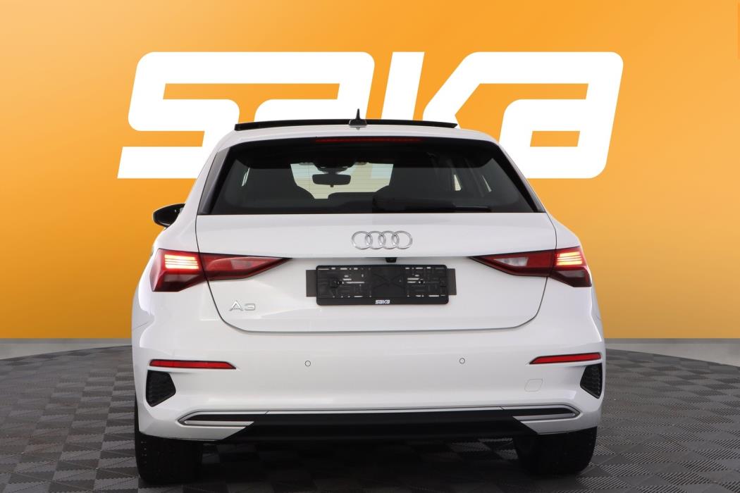 AUDI A3 2024