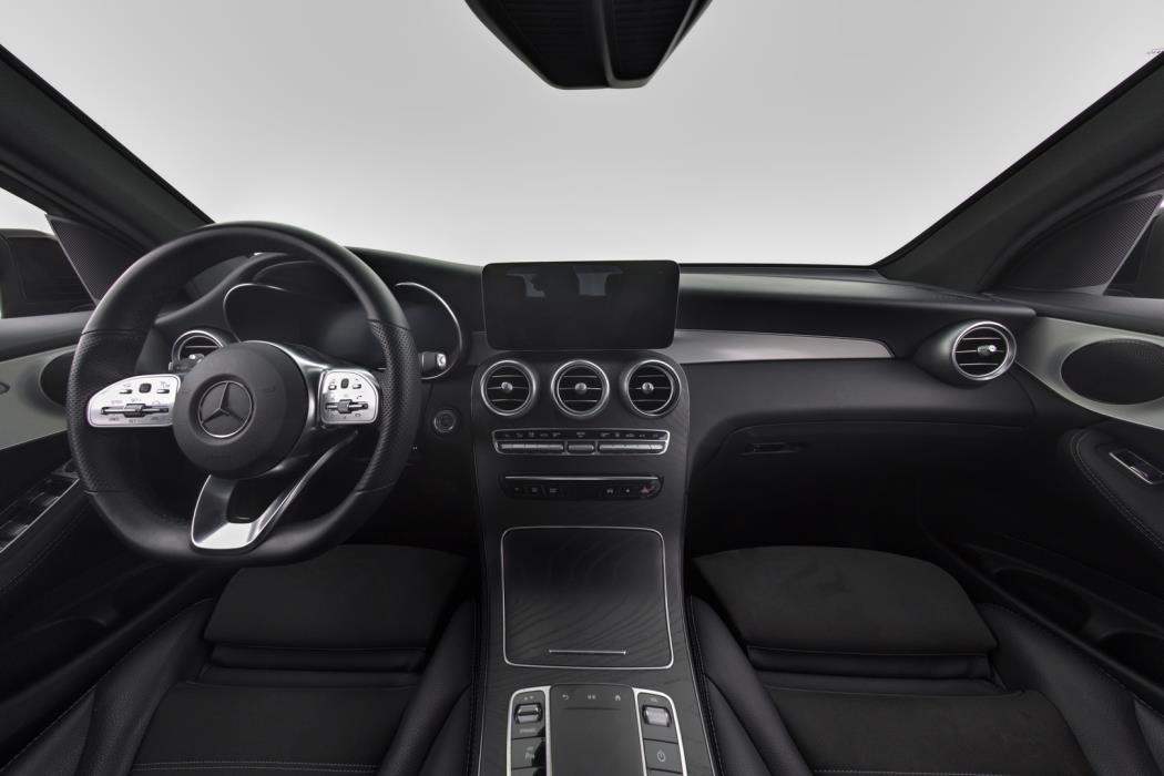 MERCEDES-BENZ GLC 2021