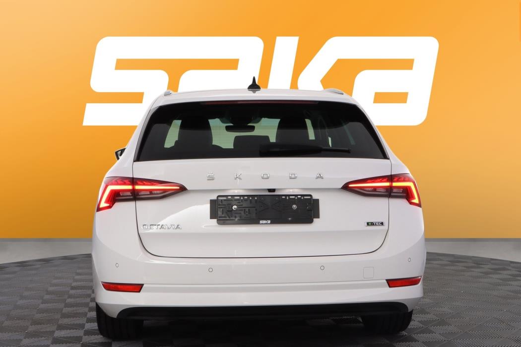 SKODA Octavia 2021
