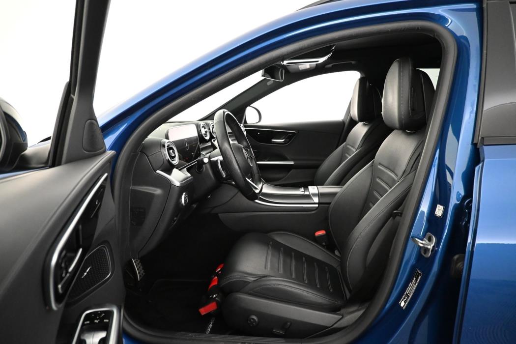 MERCEDES-BENZ C 2023