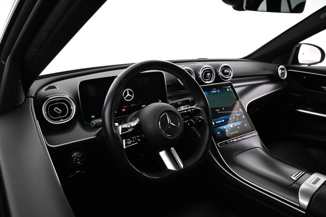 MERCEDES-BENZ C 2023