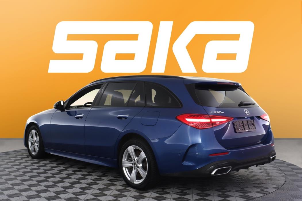 MERCEDES-BENZ C 2023