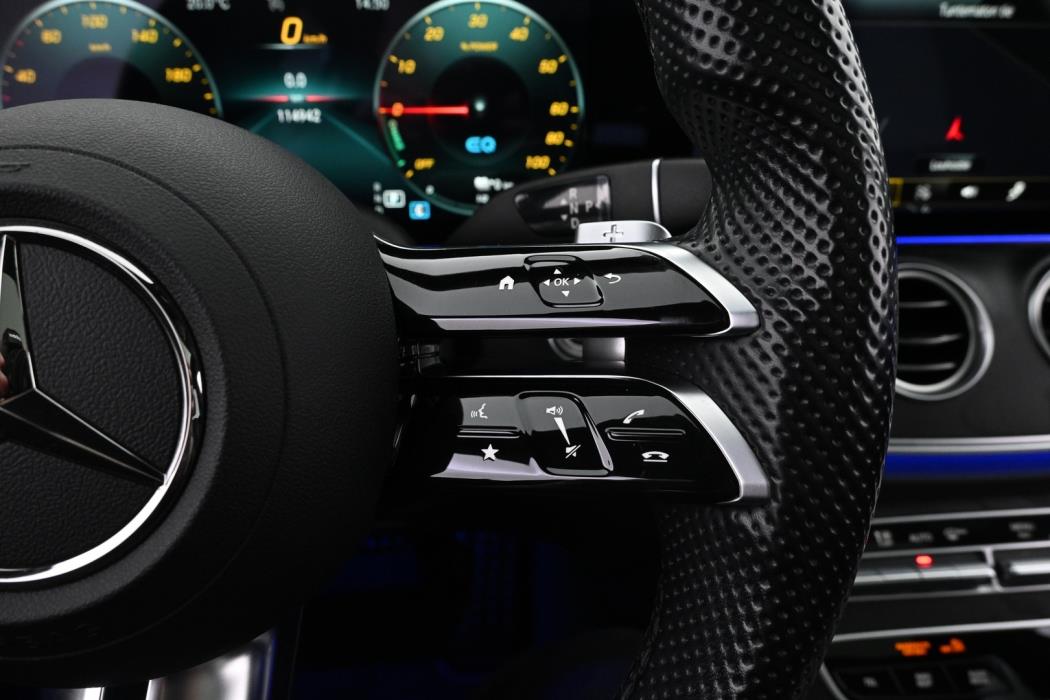 MERCEDES-BENZ E 2021