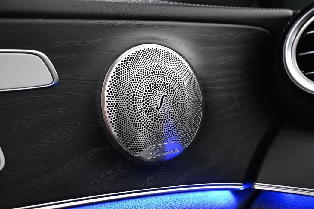 MERCEDES-BENZ E 2021