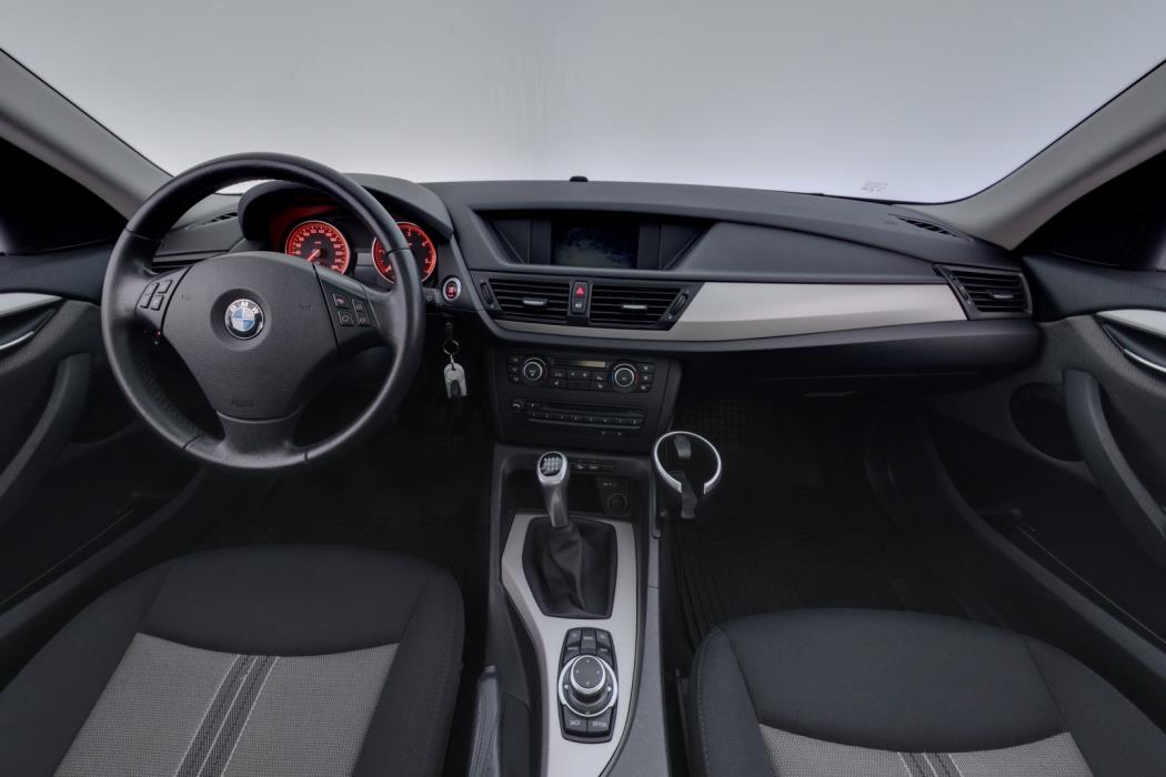 BMW X1 2012