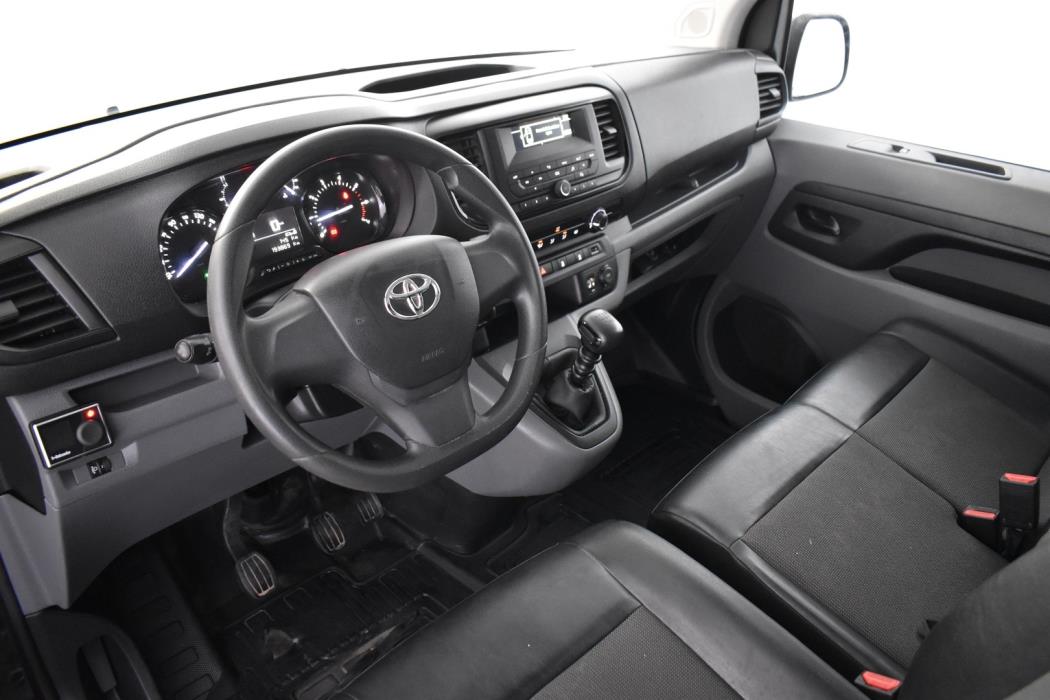 TOYOTA Proace 2018