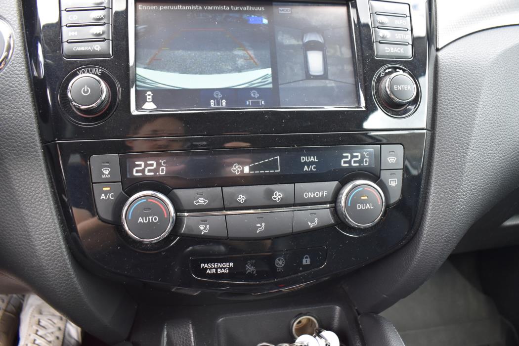 NISSAN Qashqai 2018
