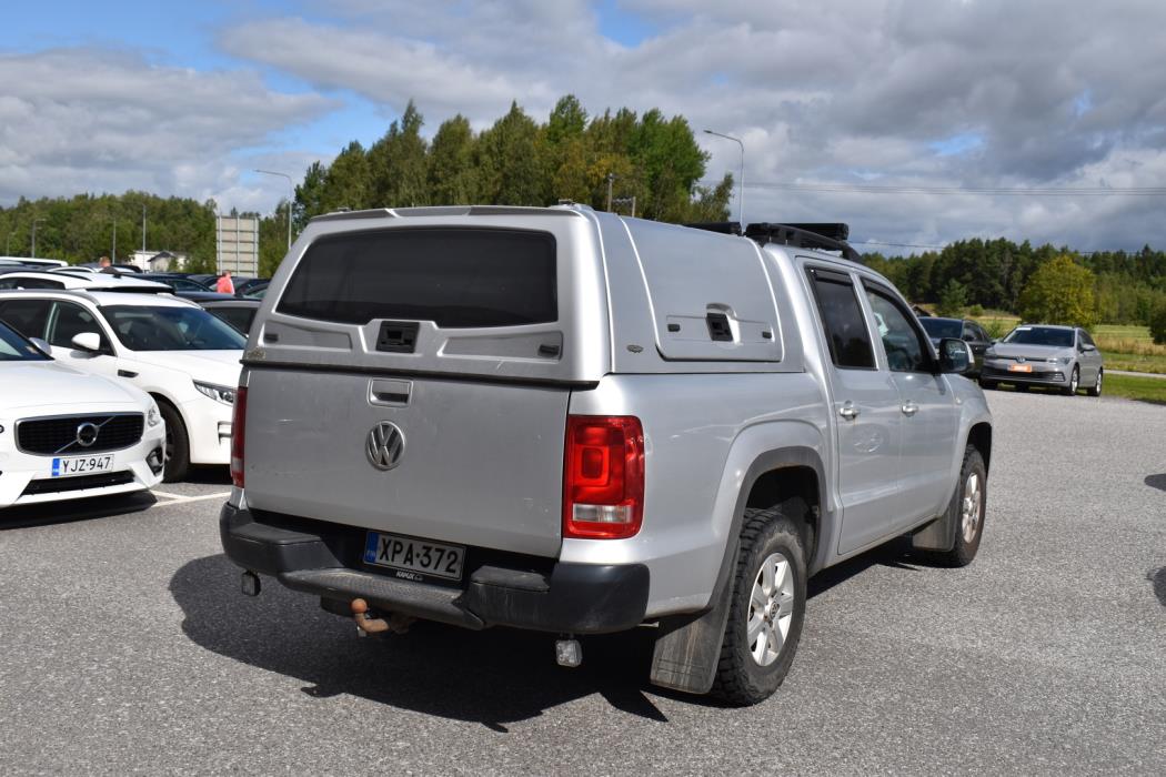 VOLKSWAGEN Amarok 2011
