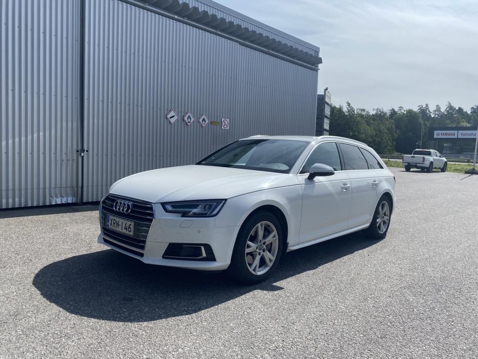 AUDI A4 2018