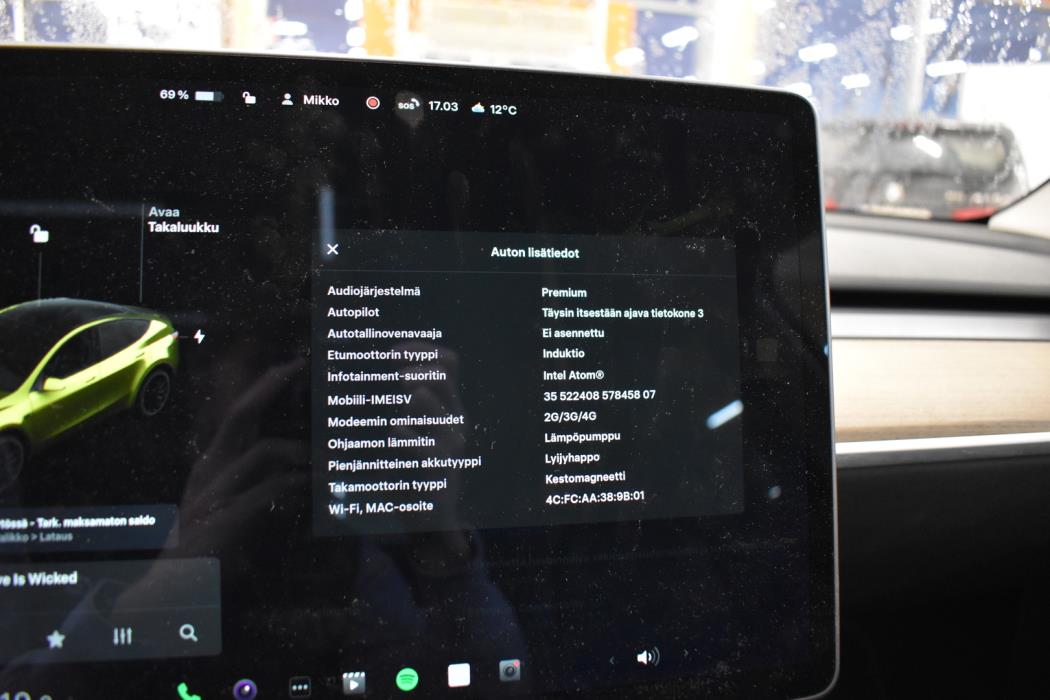 TESLA Model Y 2021