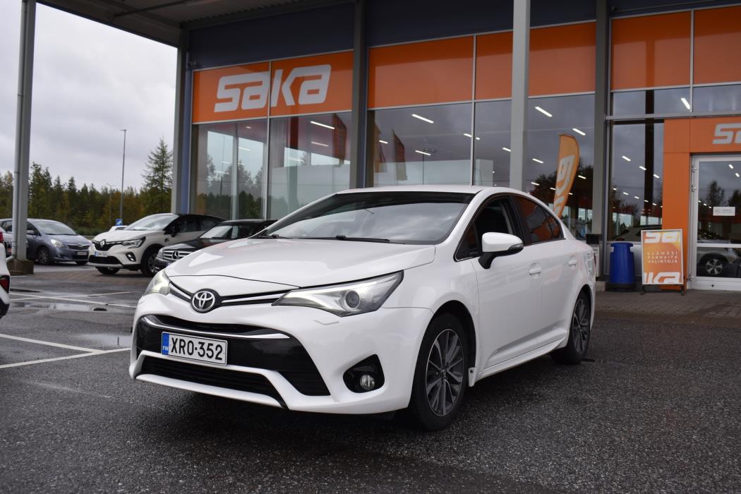 TOYOTA Avensis 2016