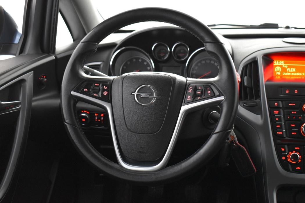 OPEL Astra 2013