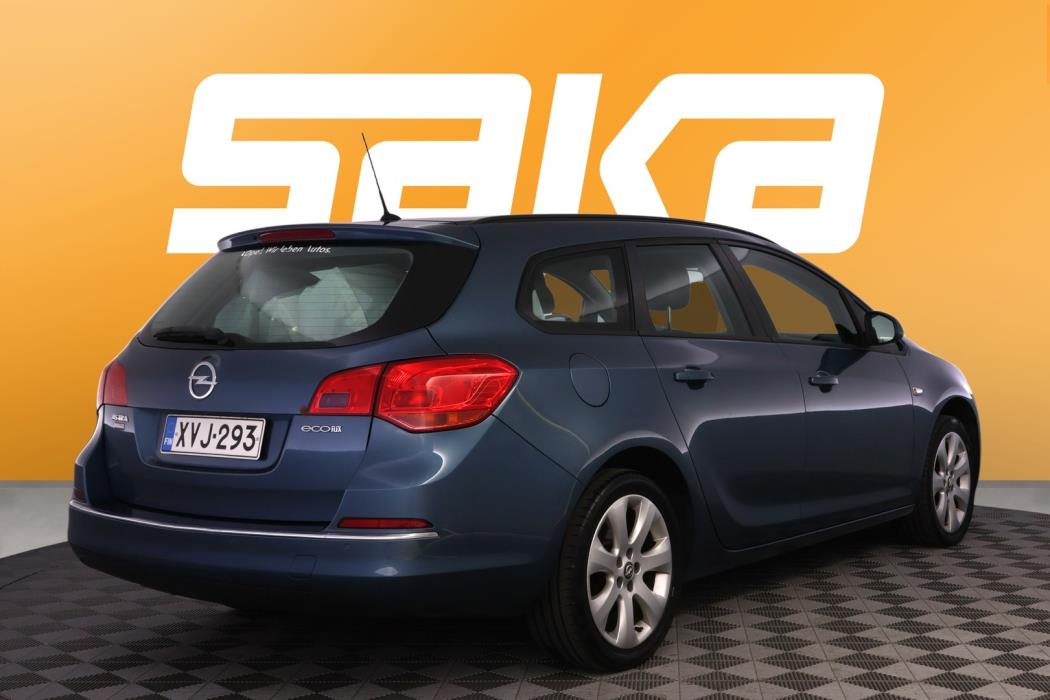 OPEL Astra 2013