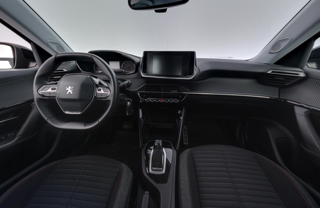 PEUGEOT 2008 2021
