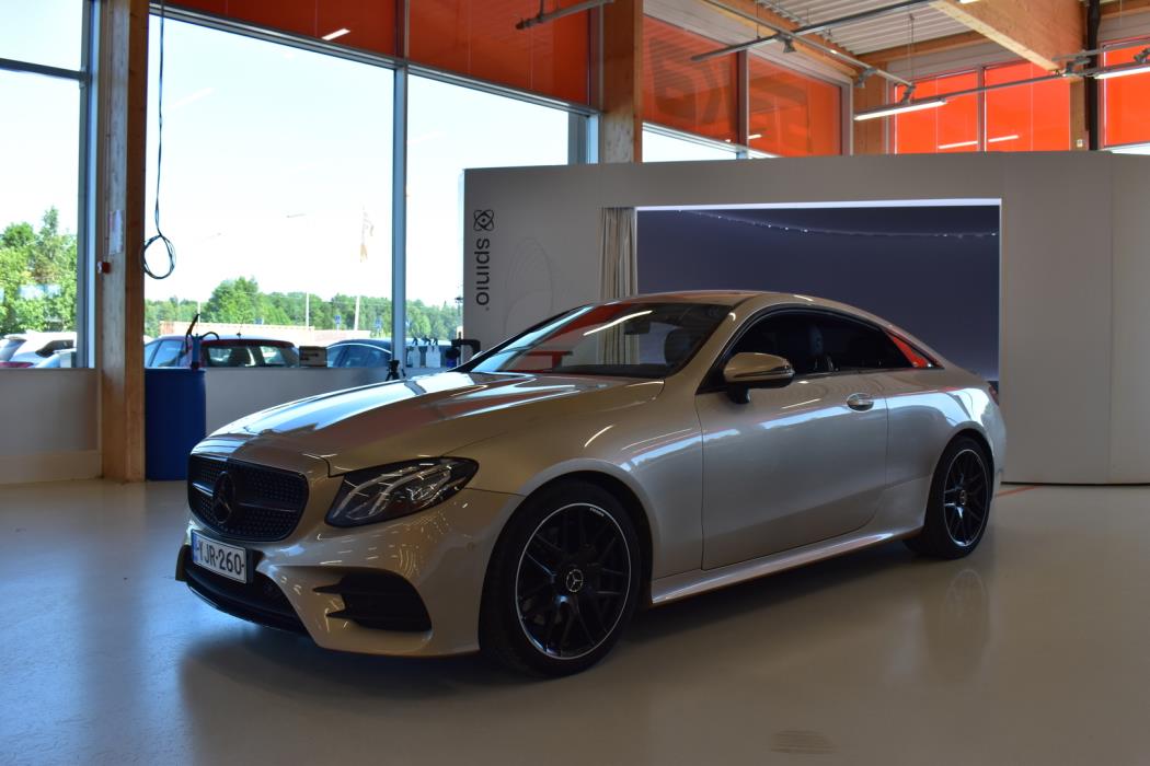 MERCEDES-BENZ E 2017