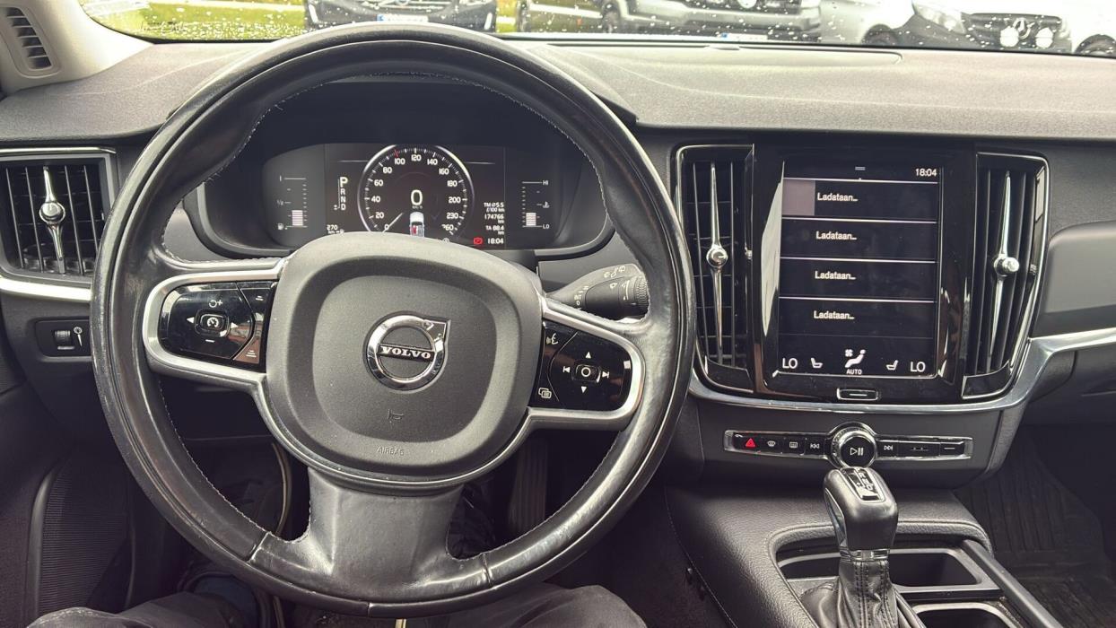 VOLVO V90 2018
