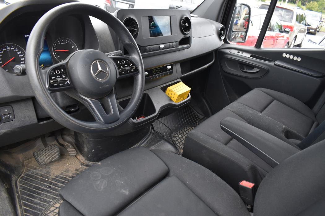 MERCEDES-BENZ Sprinter 2022