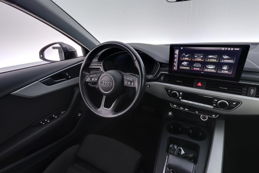AUDI A4 2020