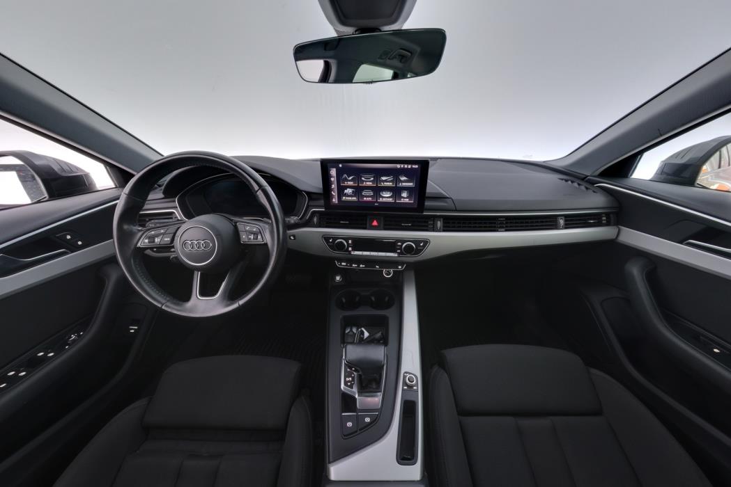 AUDI A4 2020