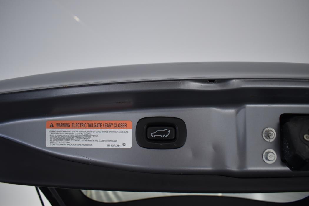 MITSUBISHI Outlander PHEV 2016
