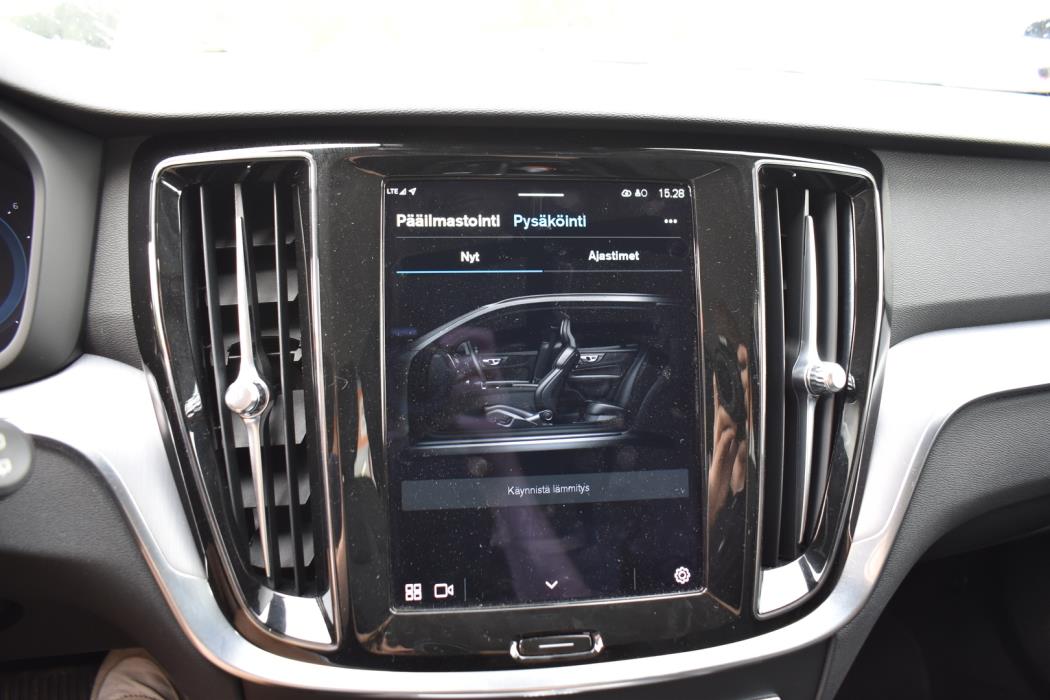 VOLVO V60 Cross Country 2023