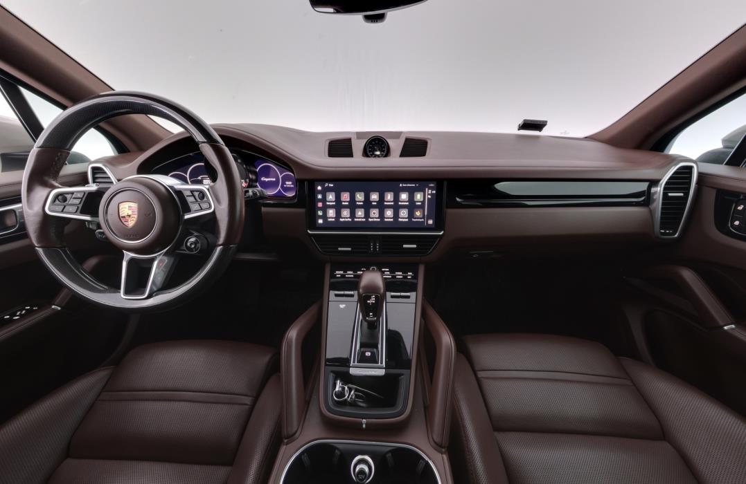 PORSCHE Cayenne 2023