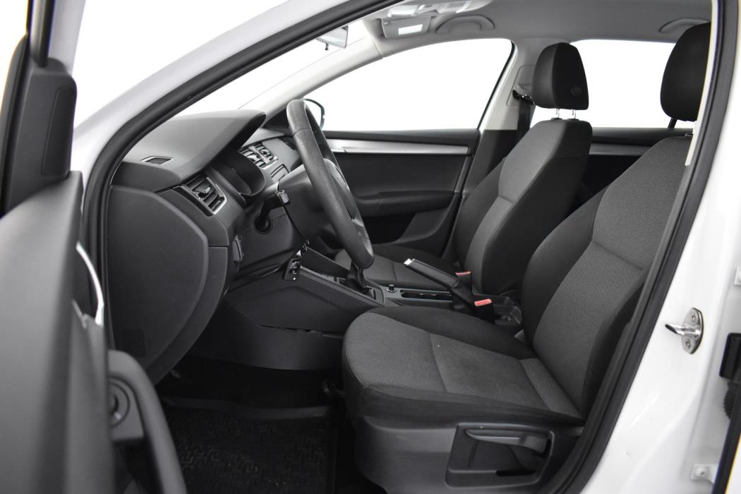 SKODA Octavia 2014