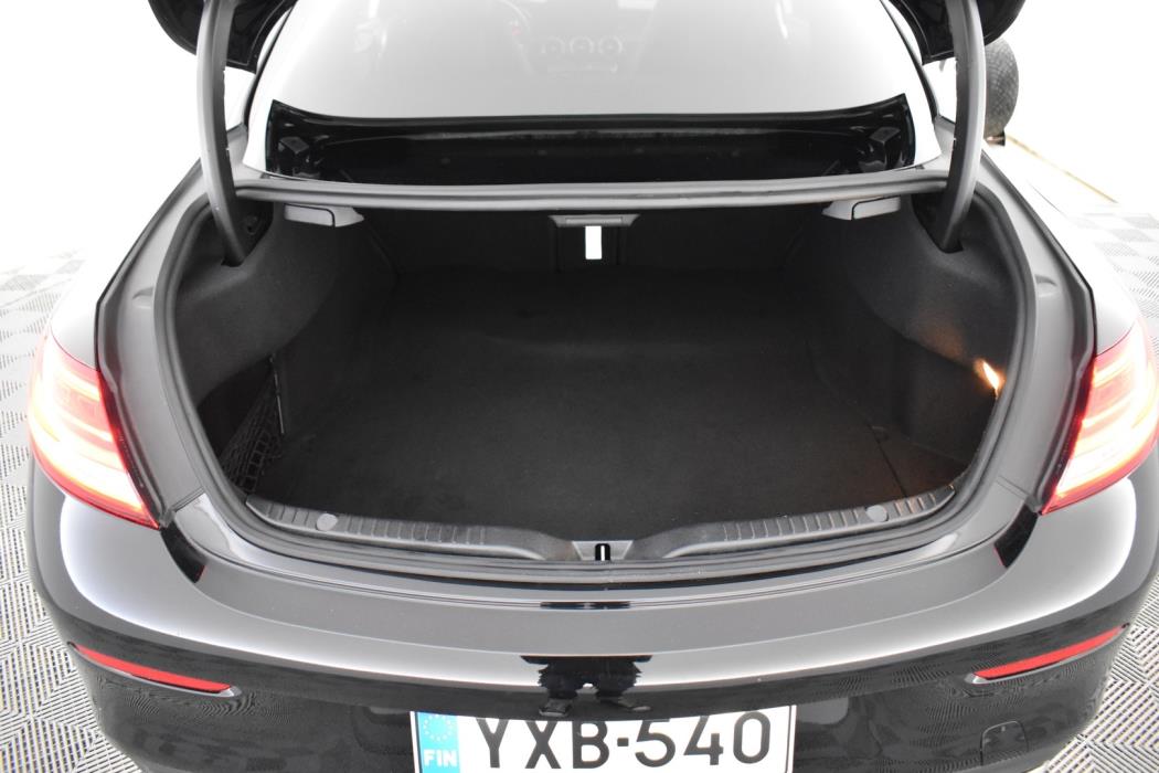 MERCEDES-BENZ C 2020