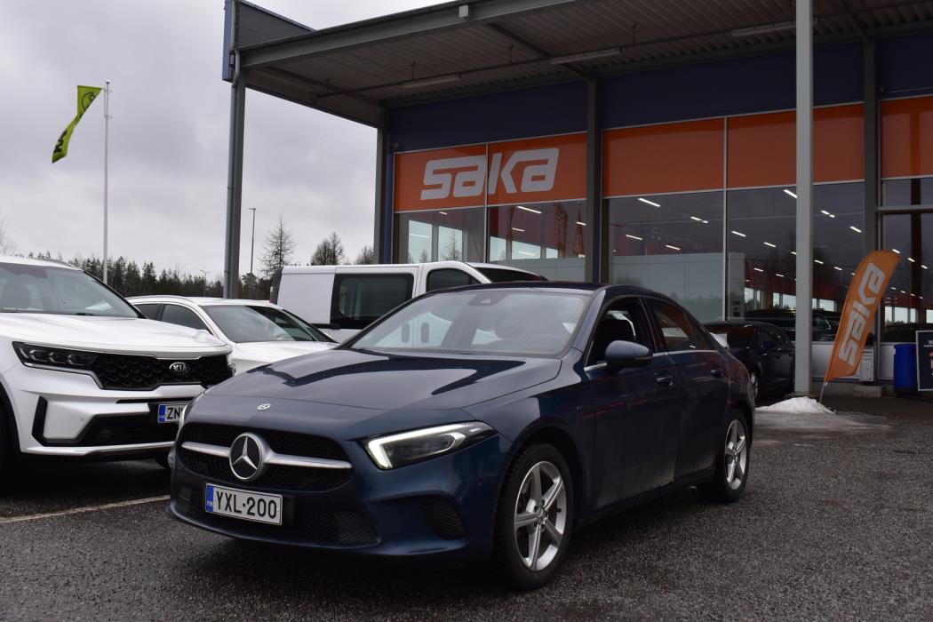 MERCEDES-BENZ A 2021