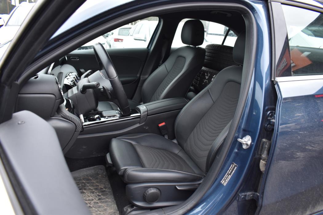 MERCEDES-BENZ A 2021