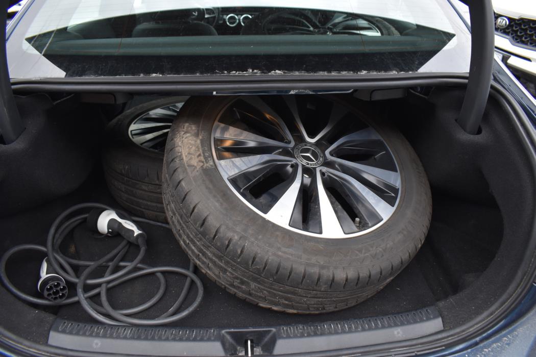 MERCEDES-BENZ A 2021