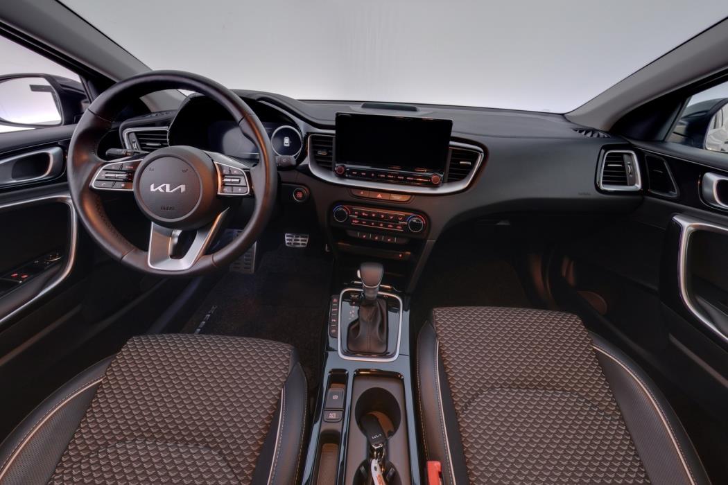 KIA XCeed 2025