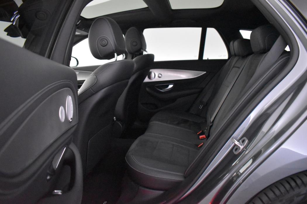 MERCEDES-BENZ E 2020