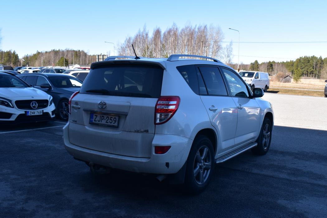 TOYOTA RAV4 2012