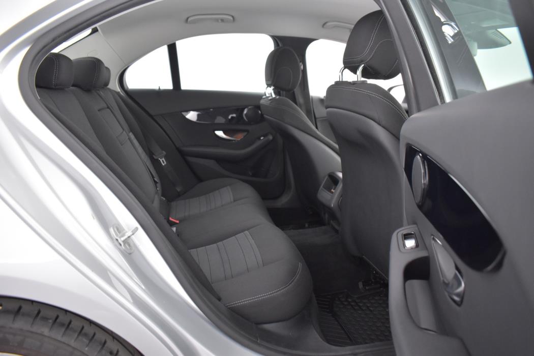 MERCEDES-BENZ C 2016