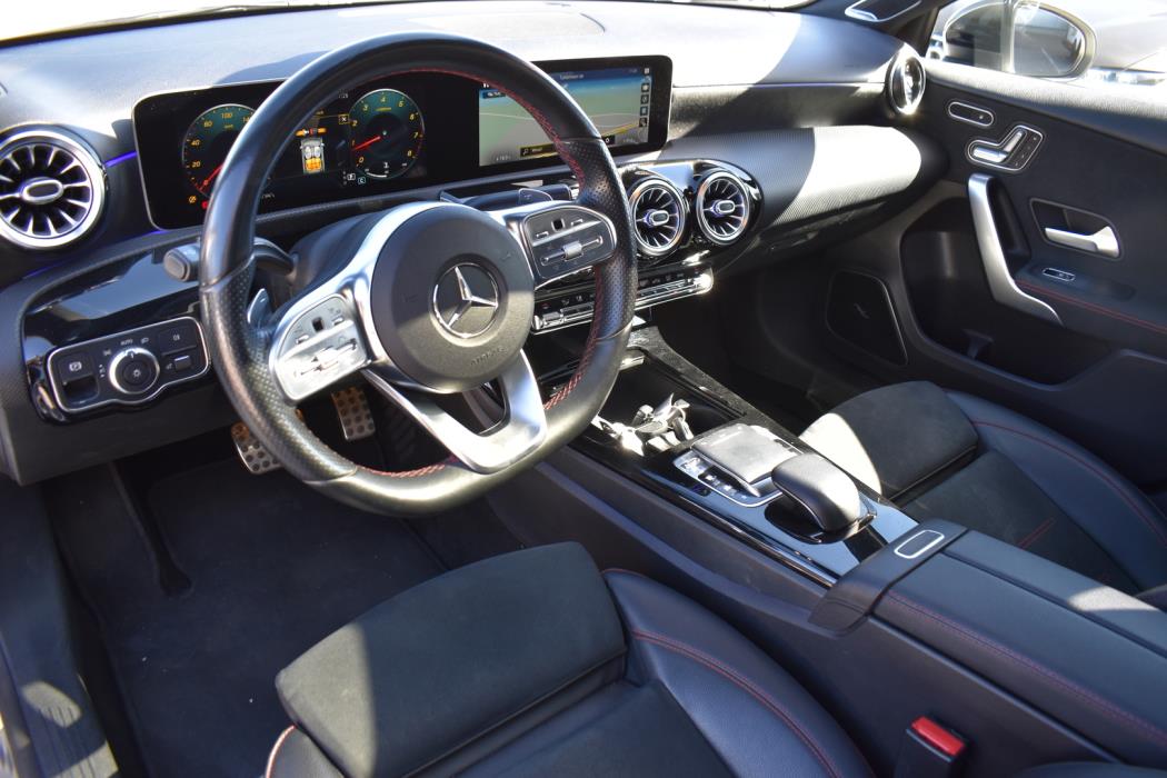 MERCEDES-BENZ A 2018