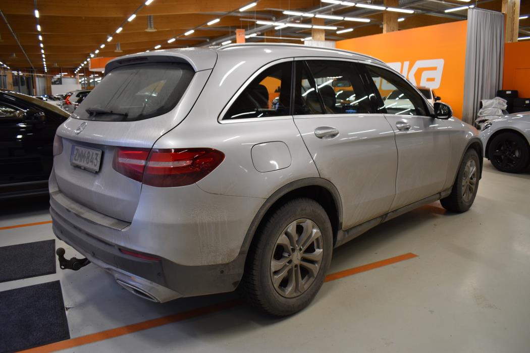 MERCEDES-BENZ GLC 2019