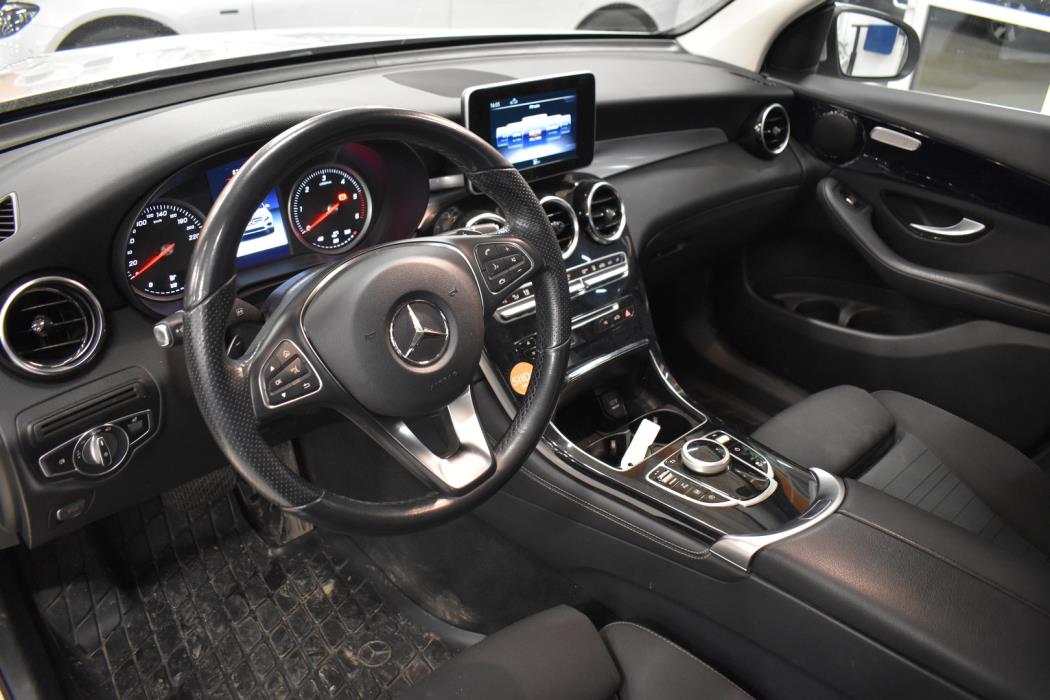 MERCEDES-BENZ GLC 2019