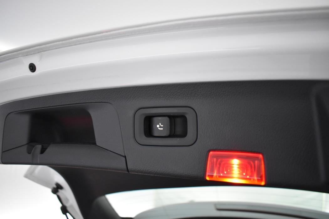 MERCEDES-BENZ A 2019