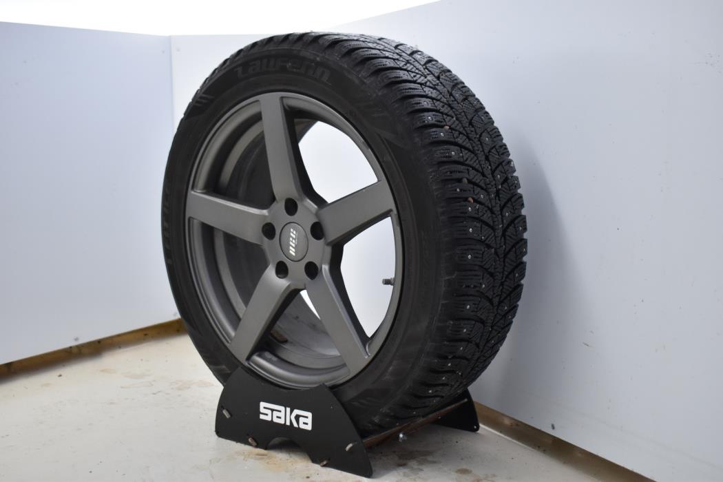 MERCEDES-BENZ A 2019