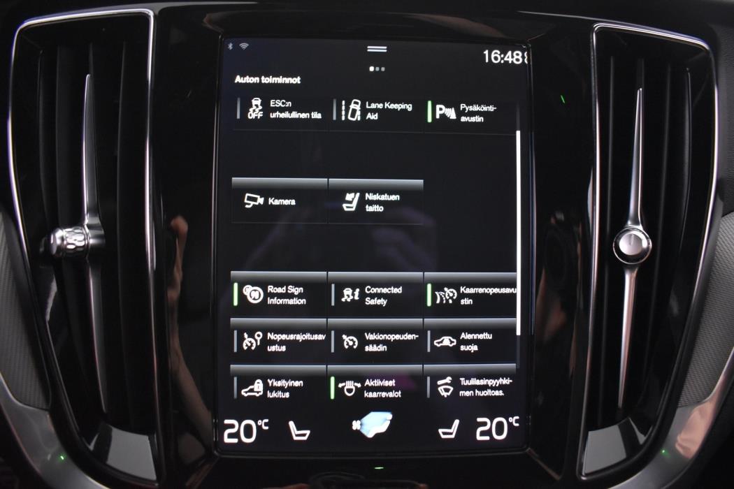 VOLVO V60 2022