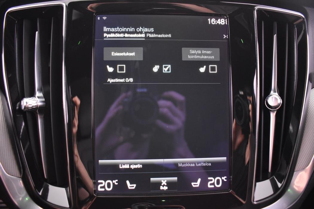 VOLVO V60 2022
