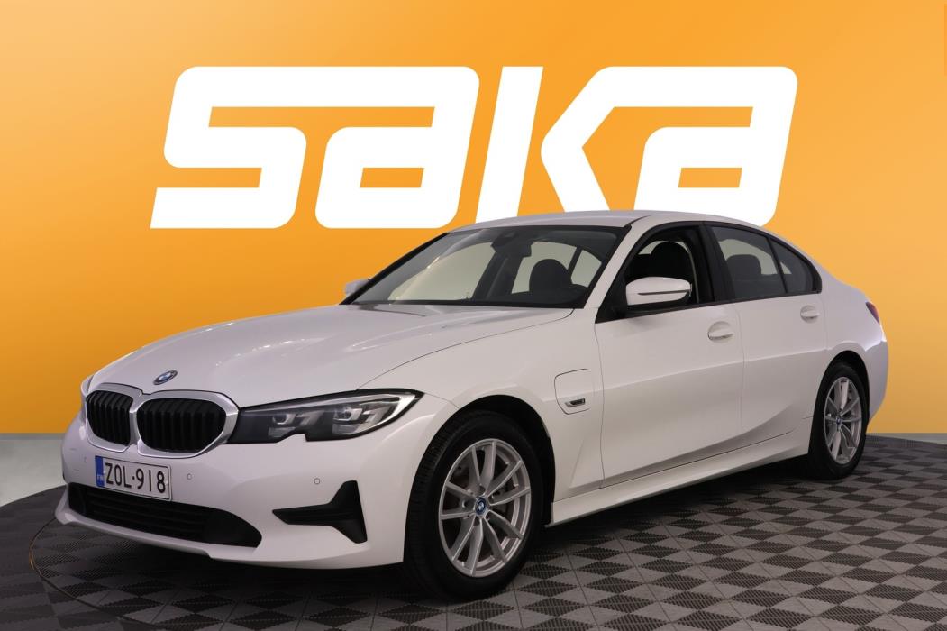 BMW 320 2022