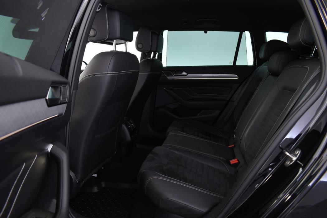 VOLKSWAGEN Passat 2021