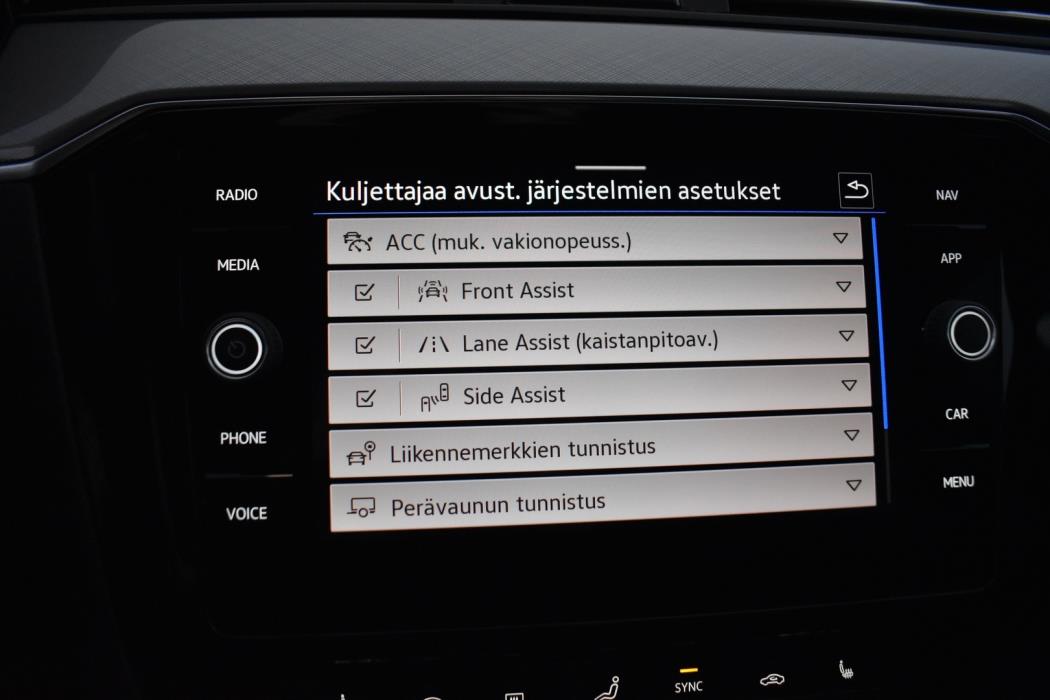 VOLKSWAGEN Passat 2021