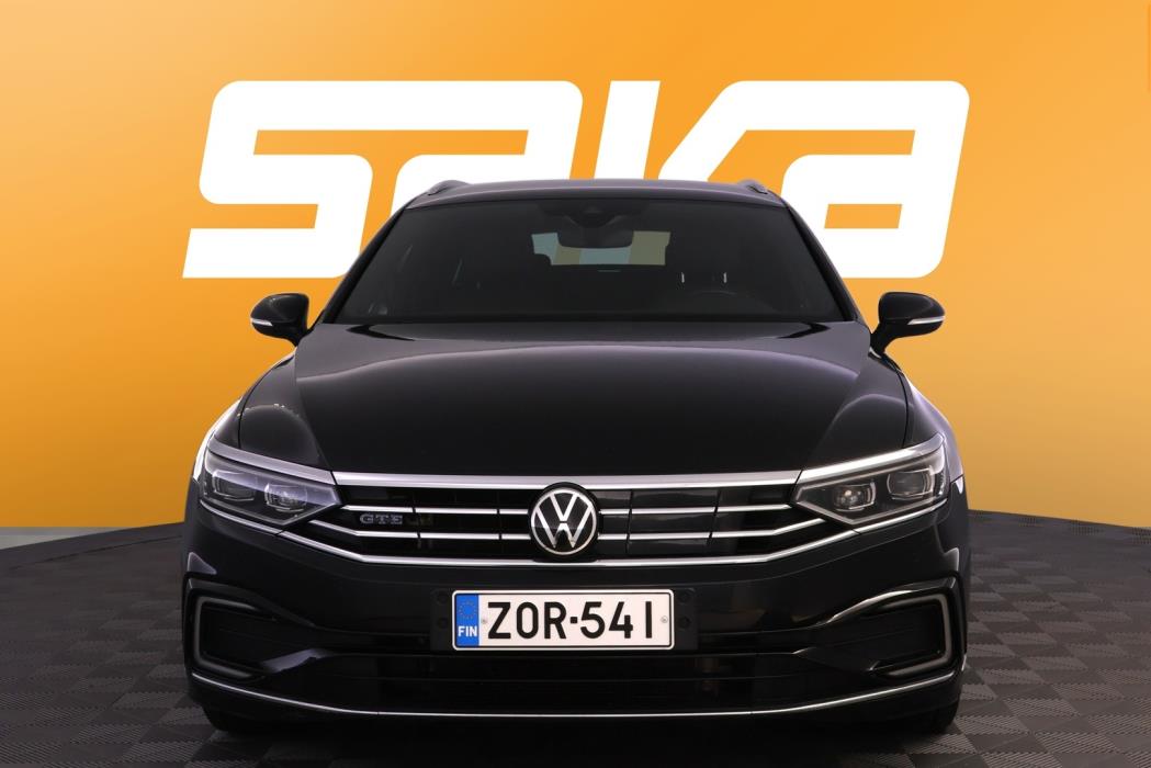 VOLKSWAGEN Passat 2021