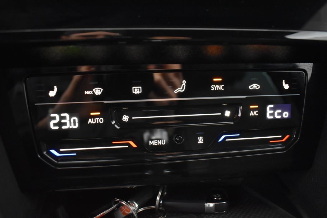 VOLKSWAGEN Passat 2021
