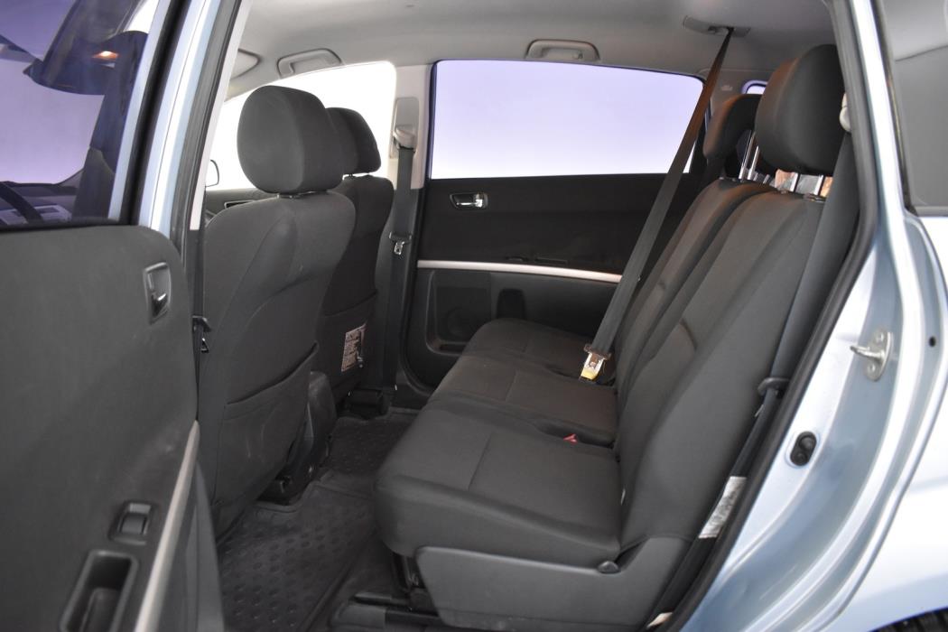 TOYOTA Corolla Verso 2005